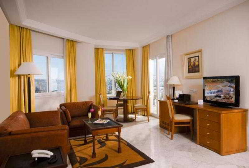 Tunis Grand Hotel Oda fotoğraf